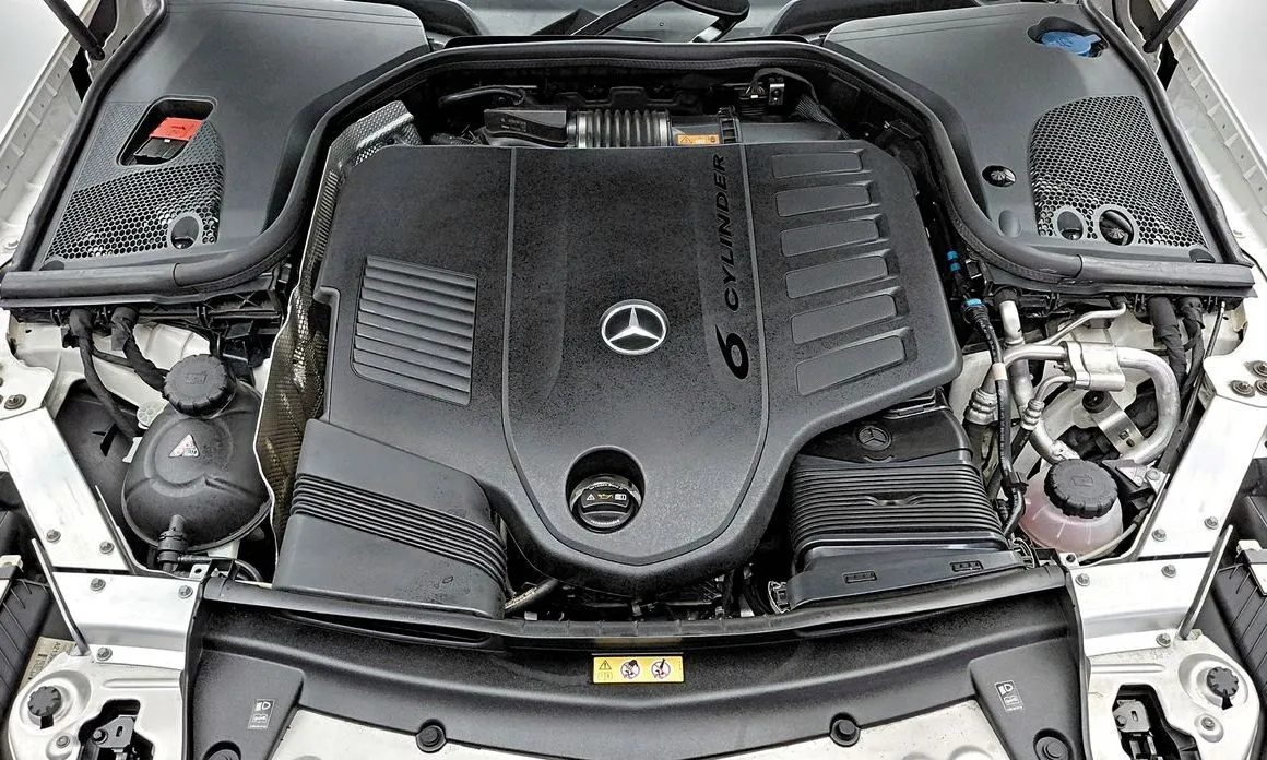 Mercedes-Benz E-Class 2021 из KR, фото 9