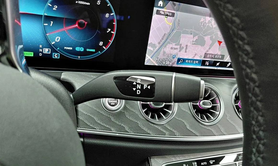 Mercedes-Benz E-Class 2021 из KR, фото 6