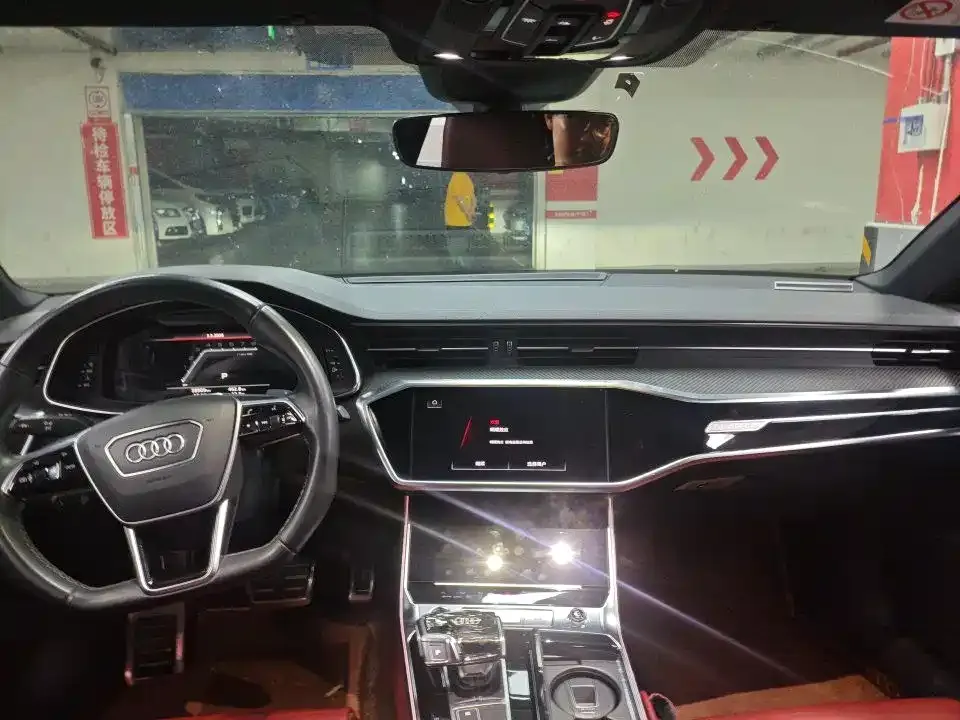 Audi A7L 2022 из CN, фото 3