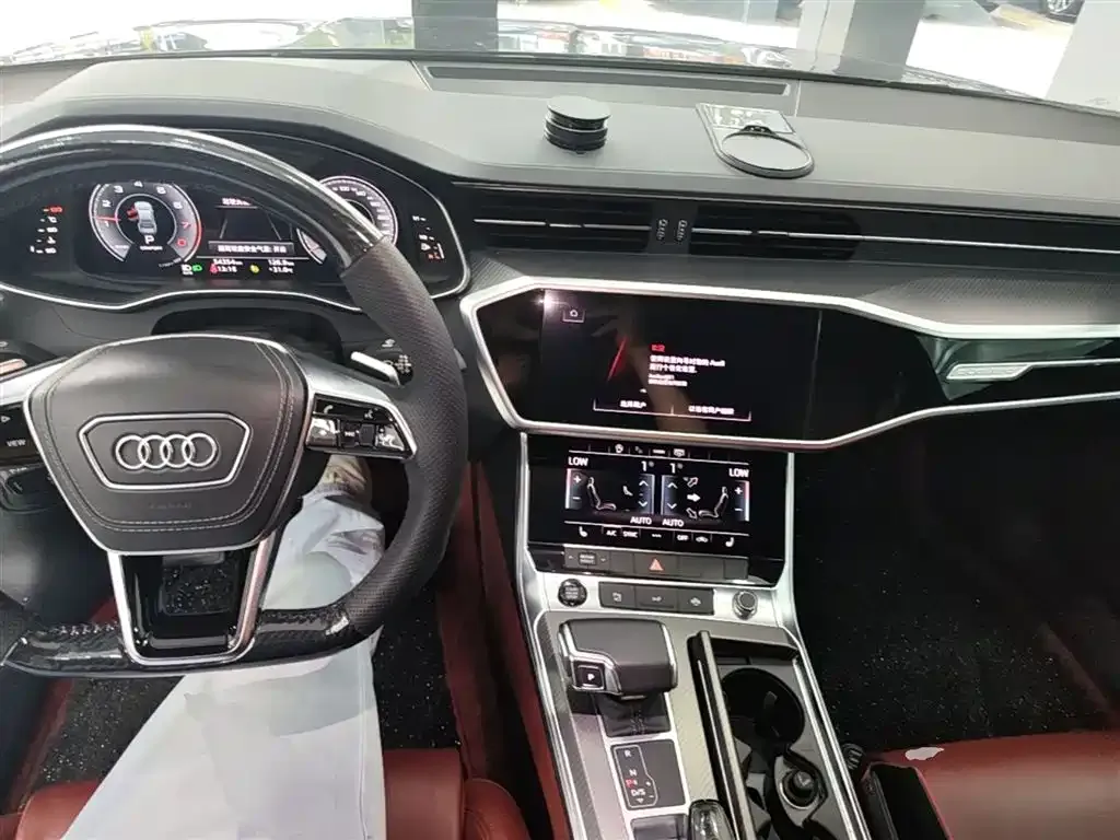 Audi A7L — фото 6