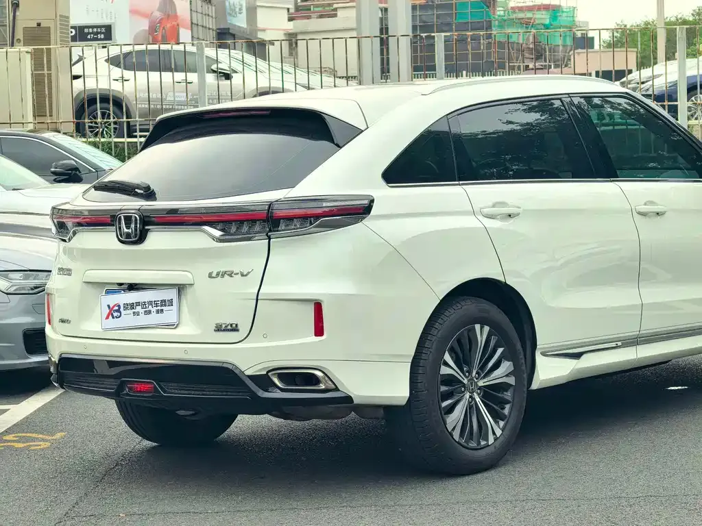 Honda UR-V — фото 10