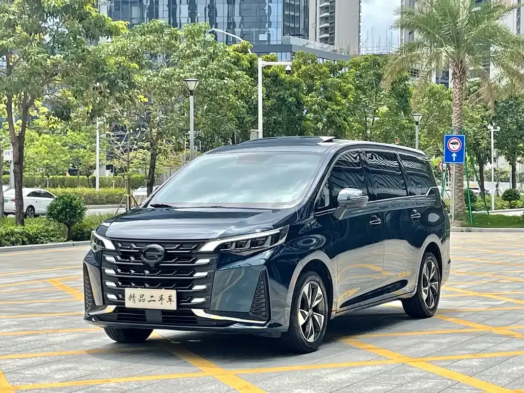 GAC Motor Trumpchi M6 — фото 1