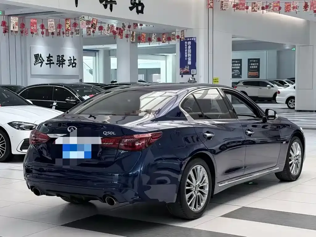 Infiniti Q50L 2021 из CN, фото 5