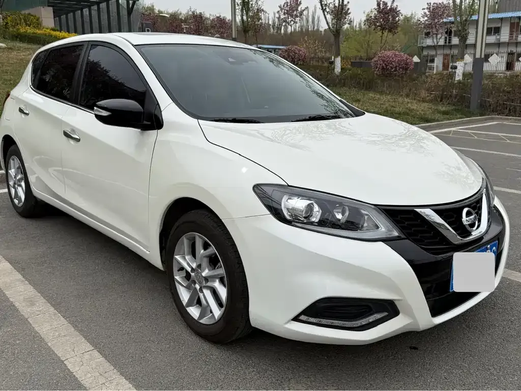 Nissan Tiida 2023 из CN, фото 8