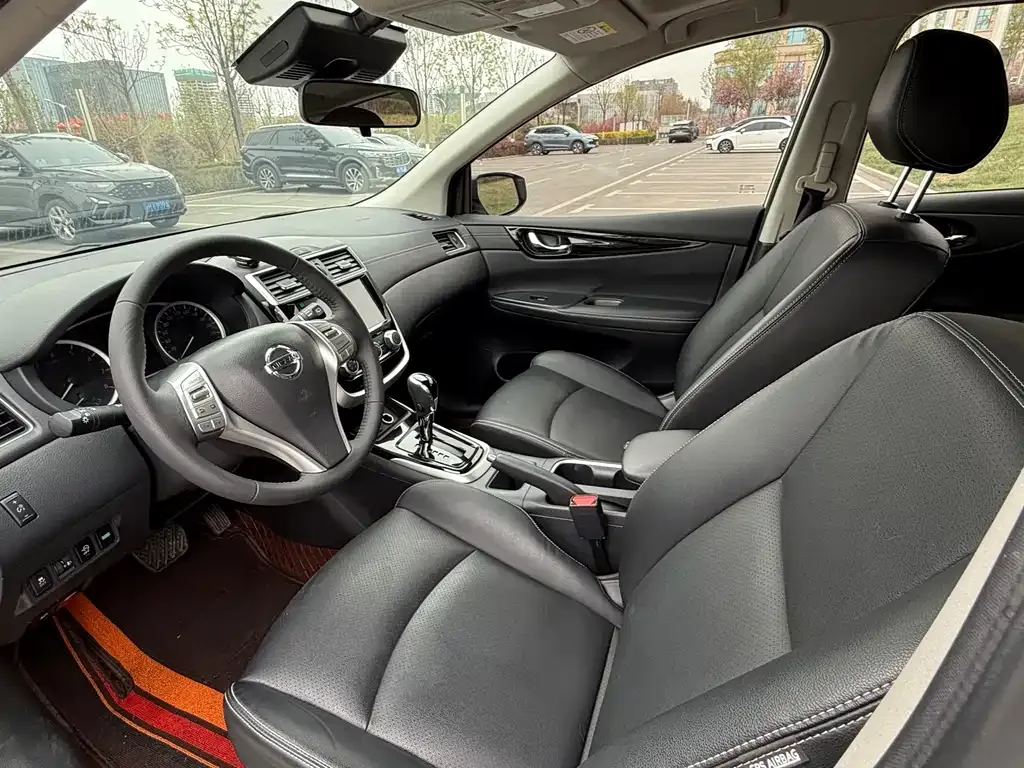 Nissan Tiida 2023 из CN, фото 9