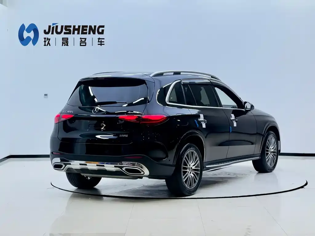 Mercedes-Benz GLC — фото 9
