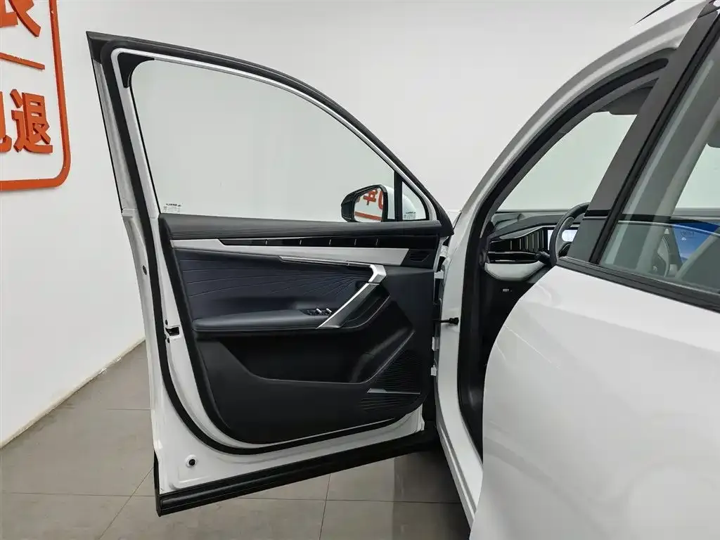 Geely Boyue L 2023 из CN, фото 6