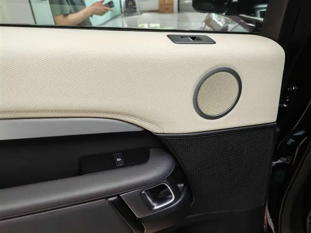 Land Rover Discovery 2022 из CN, фото 7