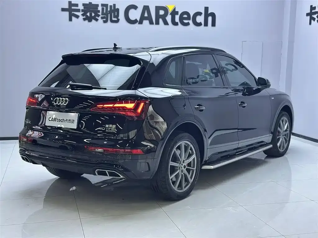 Audi Q5L — фото 3