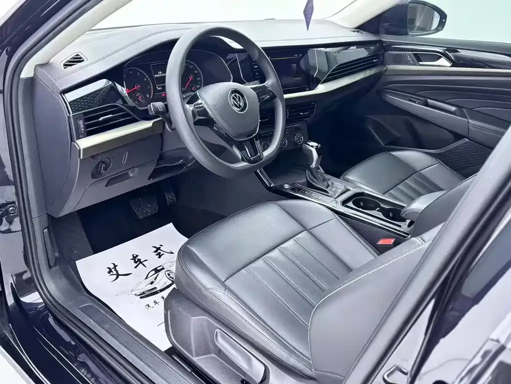 Volkswagen Passat 2021 из CN, фото 9