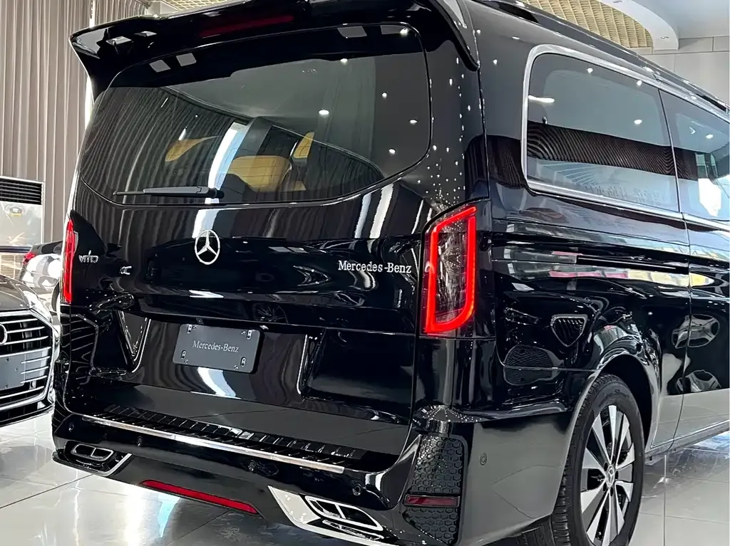 Mercedes-Benz Vito — фото 10