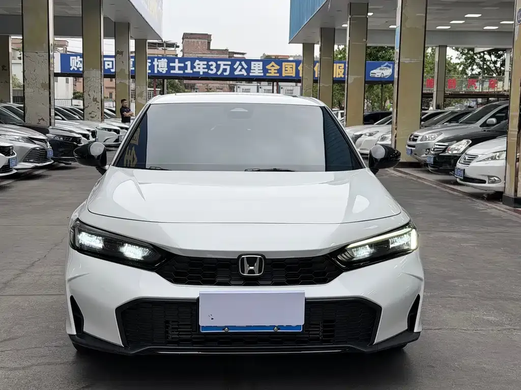 Honda Civic — фото 8