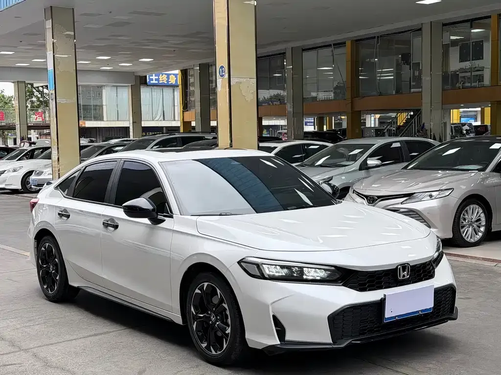 Honda Civic — фото 5
