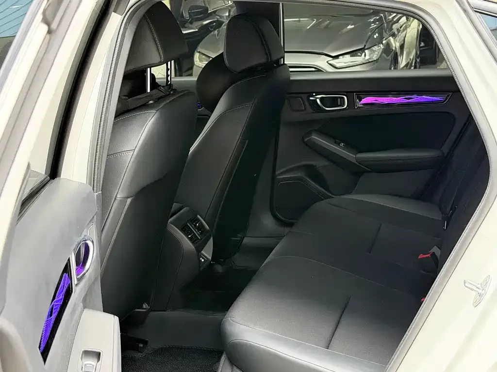 Honda Civic — фото 10
