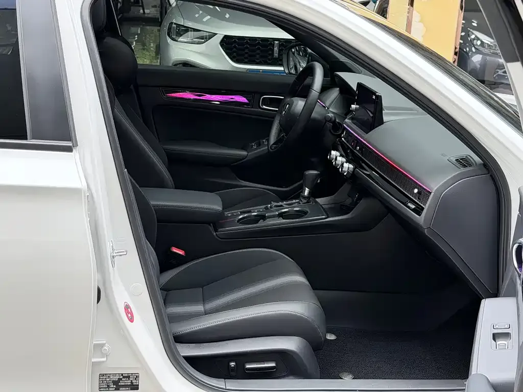 Honda Civic — фото 7