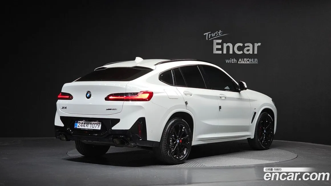 BMW X4 — фото 10