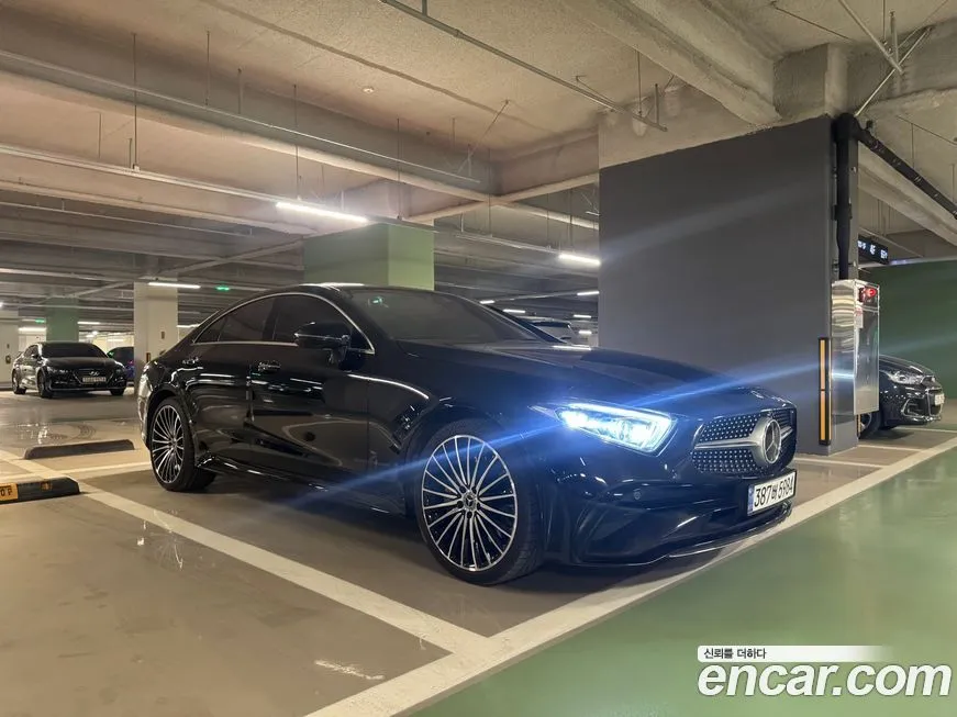Mercedes-Benz CLS-Class CLS450 4MATIC AMG Line 1