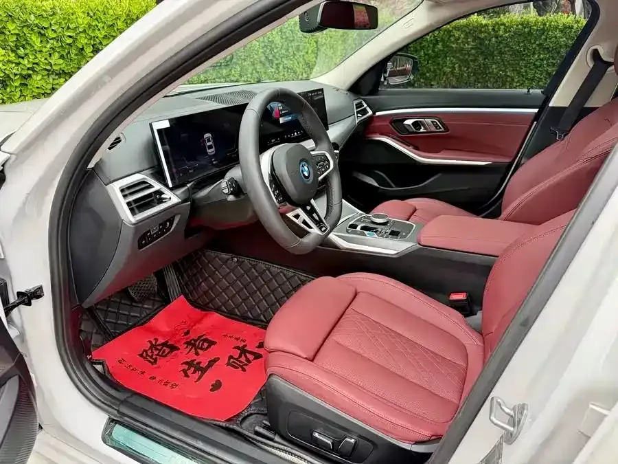 BMW i3 2024 из CN, фото 5
