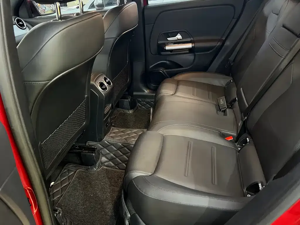 Mercedes-Benz GLA 2023 из CN, фото 4