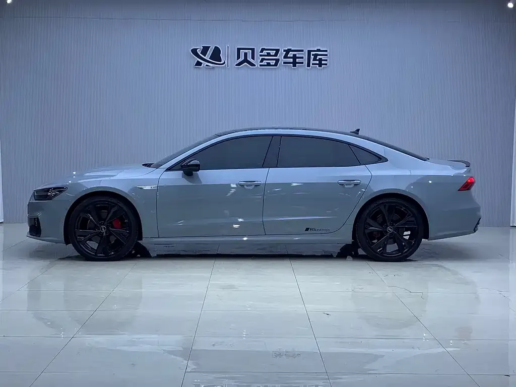 Audi A7L — фото 6
