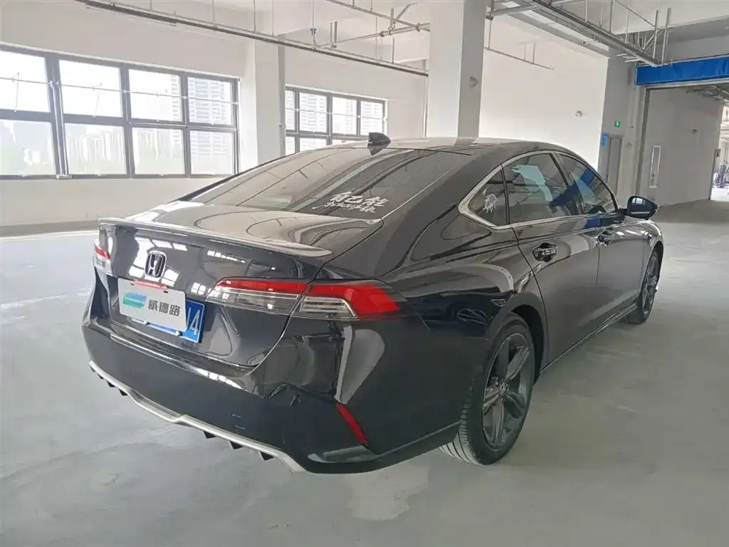 Honda Inspire 2024 из CN, фото 8