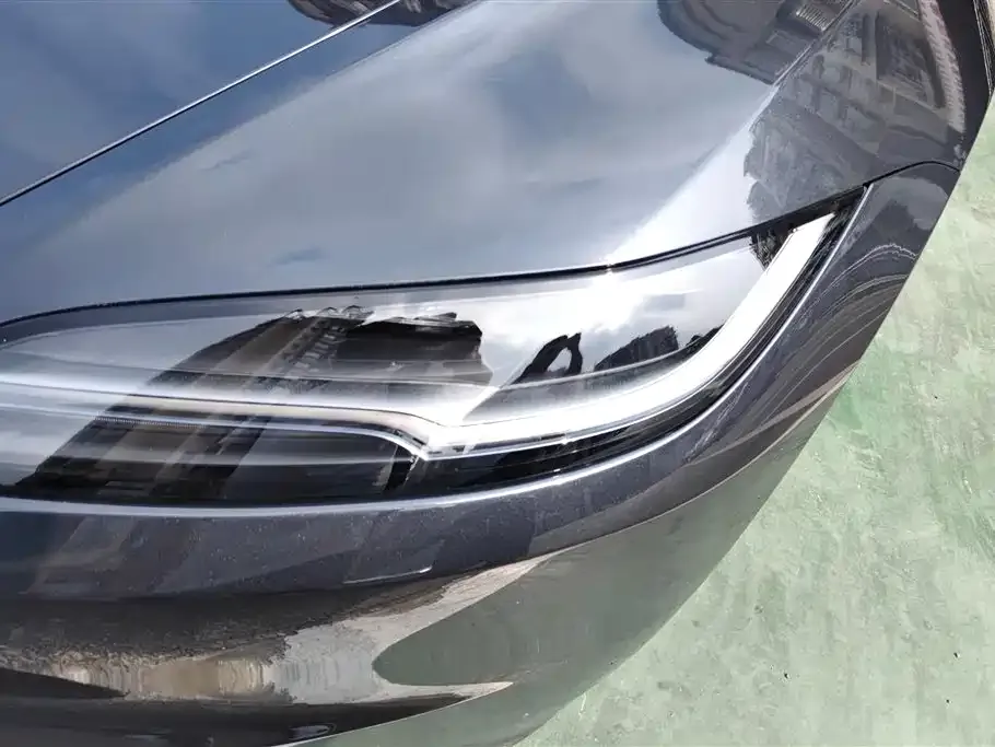 Tesla Model 3 — фото 3