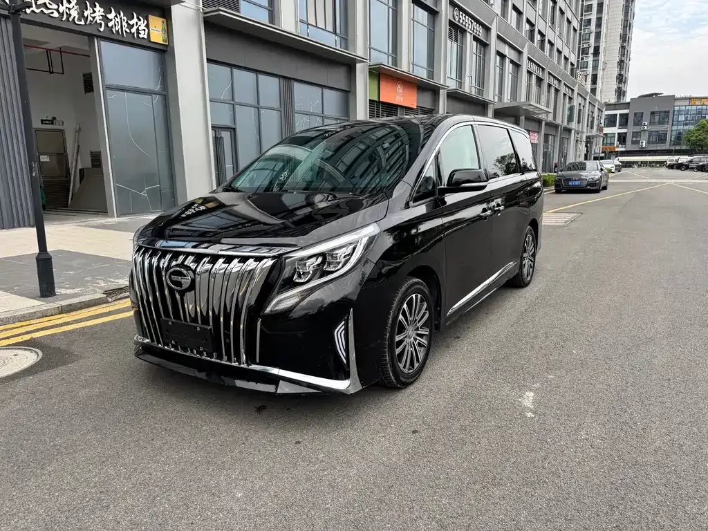 GAC Motor Trumpchi M8 — фото 1