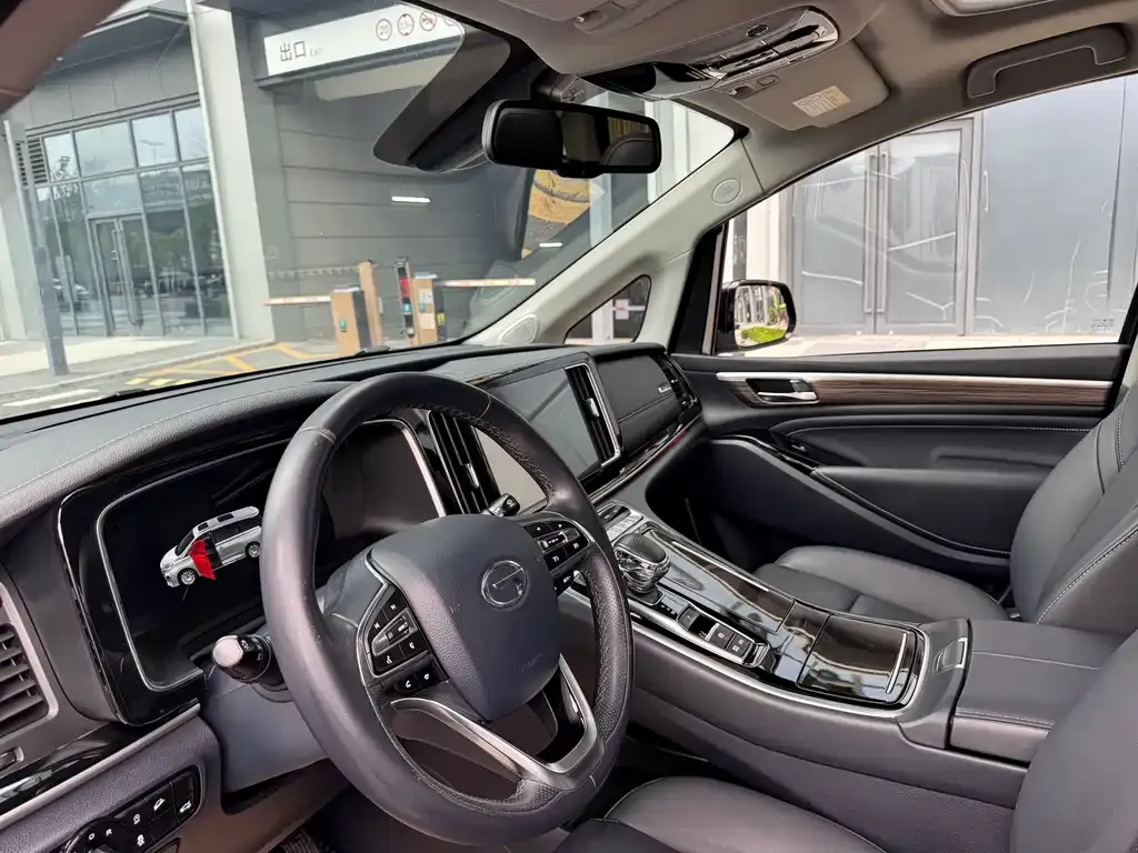 GAC Motor Trumpchi M8 — фото 4