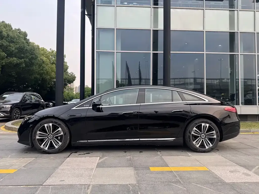 Mercedes-Benz EQS 2024 из CN, фото 4
