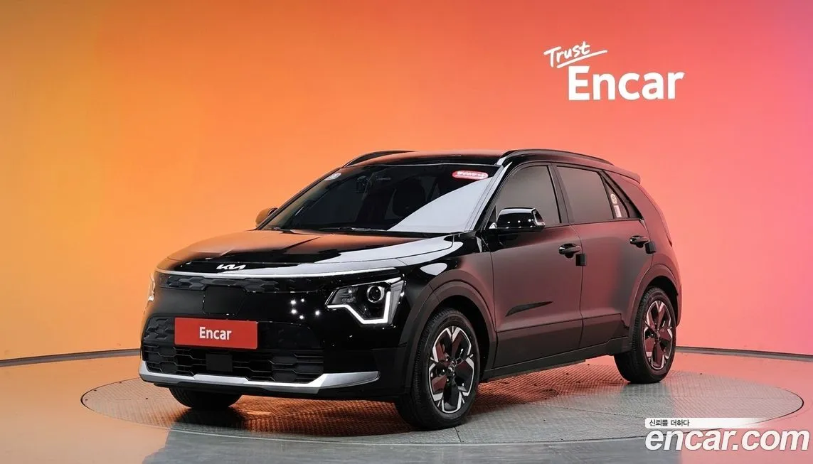Kia Niro — фото 1