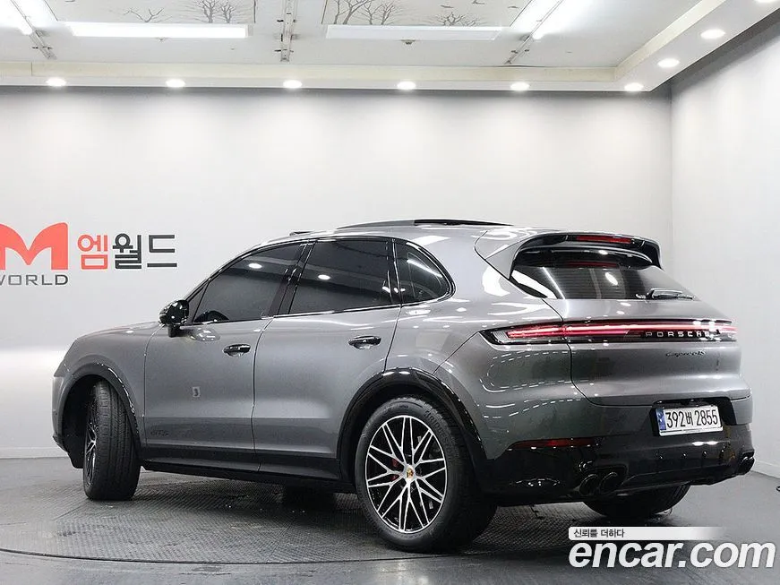 Porsche Cayenne 2025 из KR, фото 7