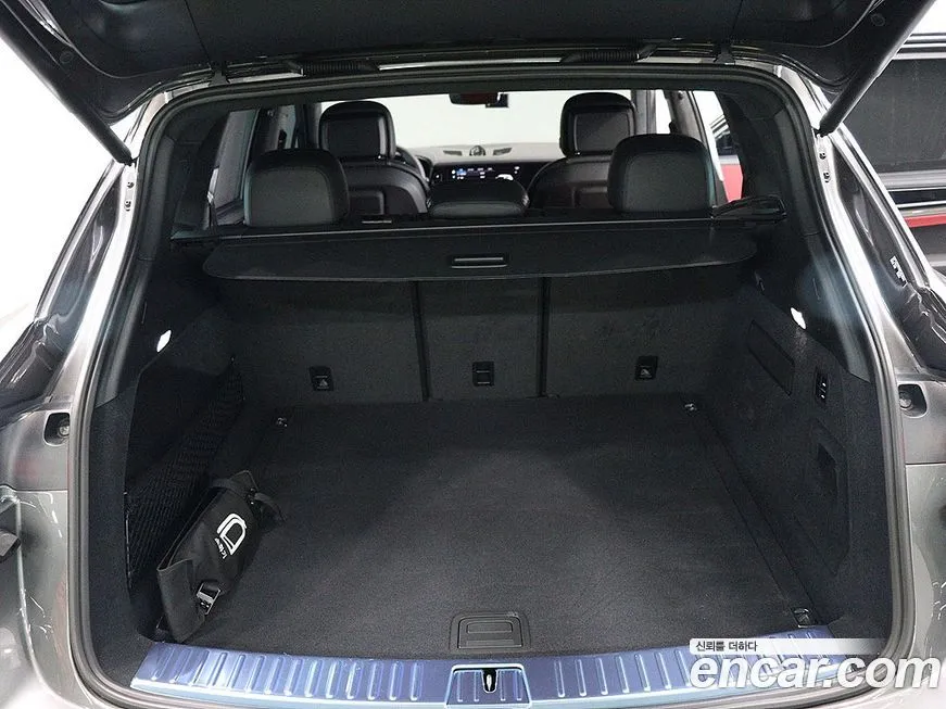 Porsche Cayenne 2025 из KR, фото 10