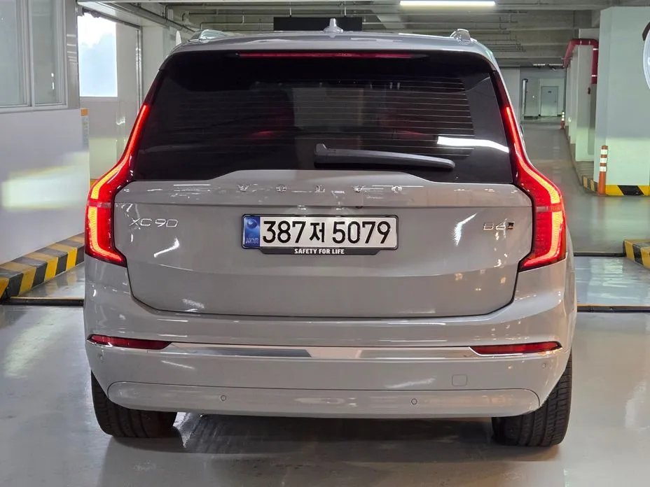 Volvo XC90 — фото 6