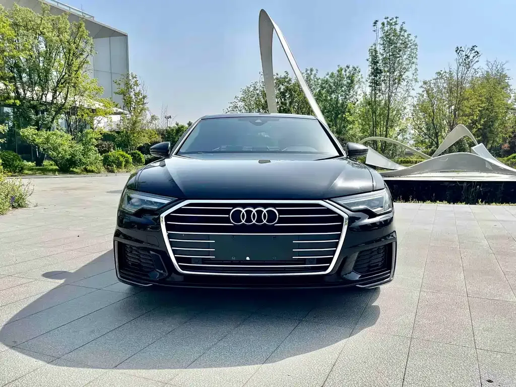 Audi A6L — фото 9