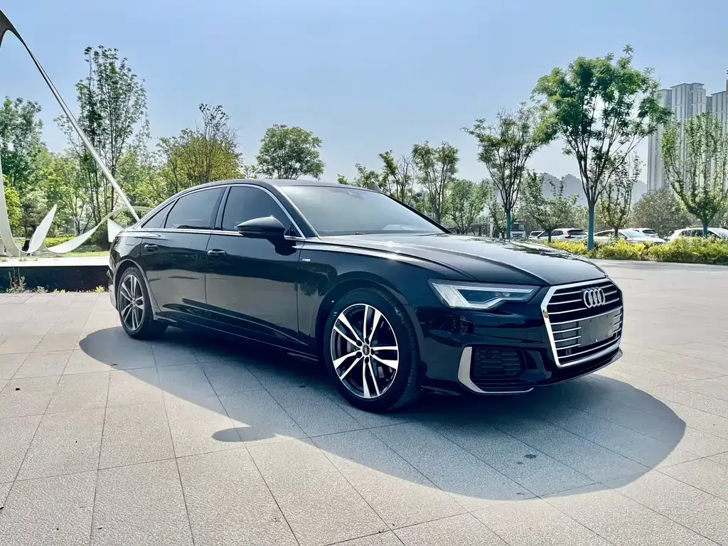 Audi A6L — фото 10