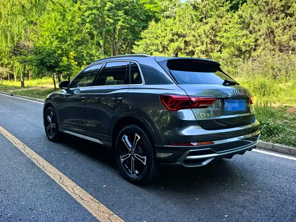 Audi Q3 — фото 7