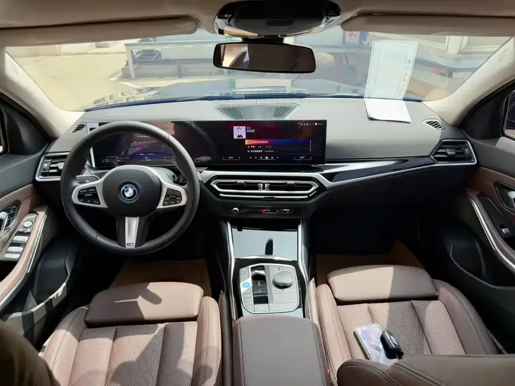 BMW i3 — фото 7