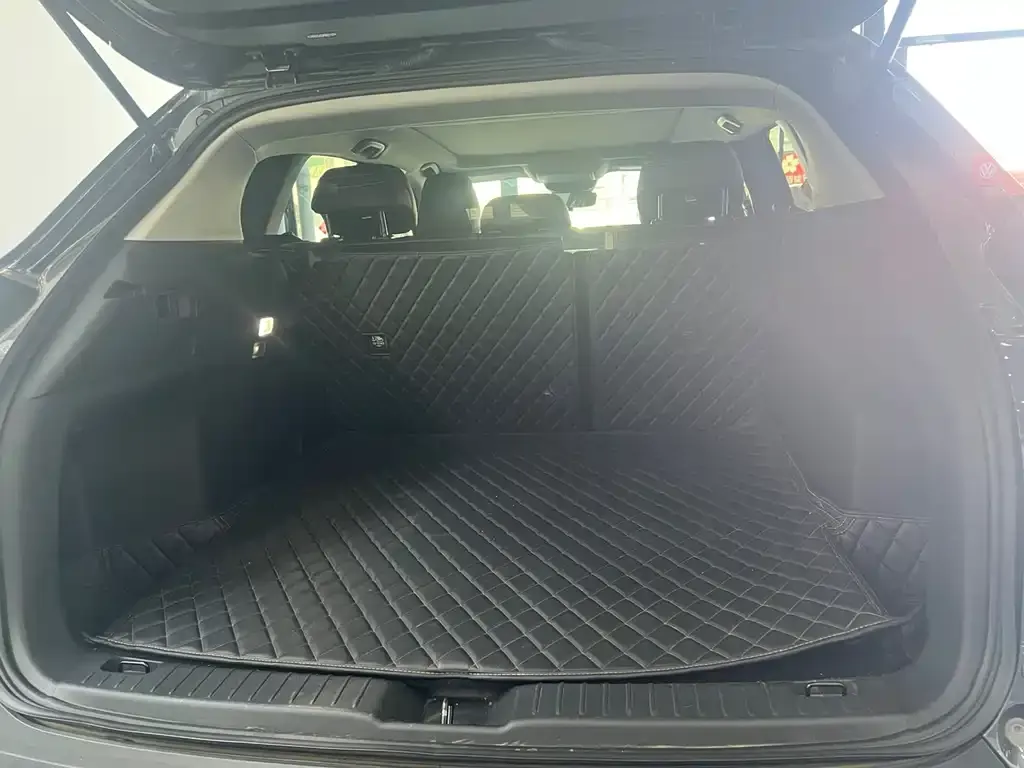Mazda CX-50 2023 из CN, фото 6