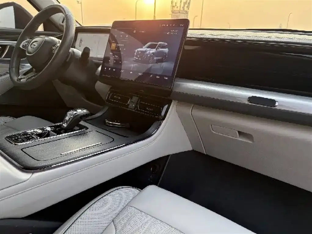 GAC Motor Trumpchi GS8 — фото 9