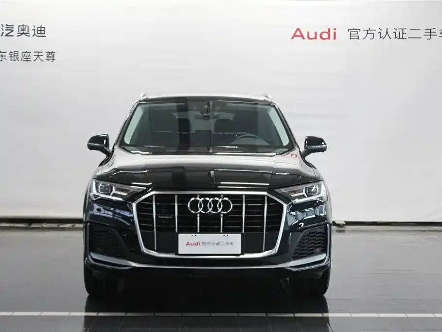 Audi Q7 — фото 8