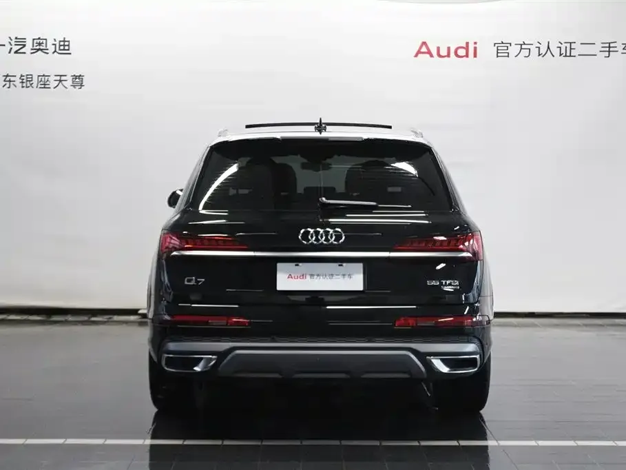 Audi Q7 — фото 2