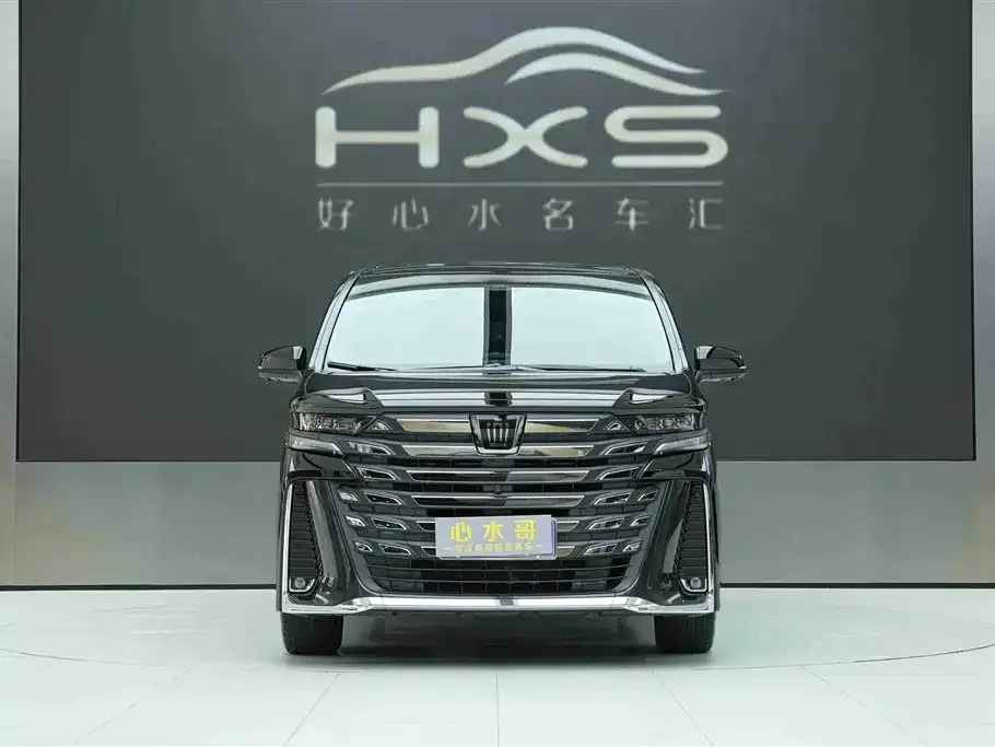 Toyota Vellfire — фото 3