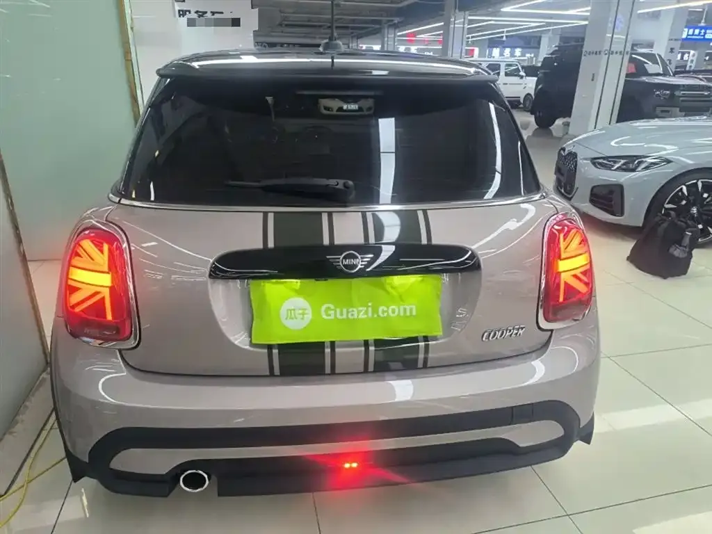 MINI Cooper (3-door) — фото 10