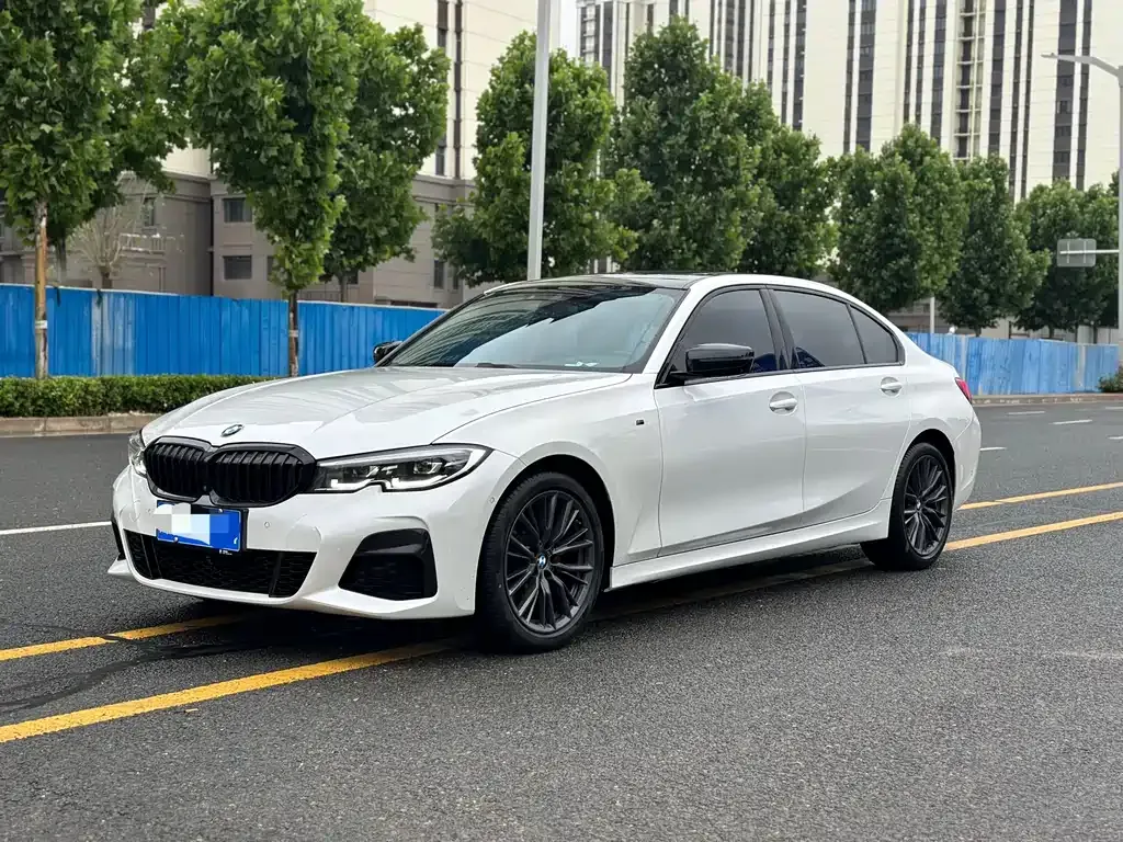 BMW 3 Series — фото 1