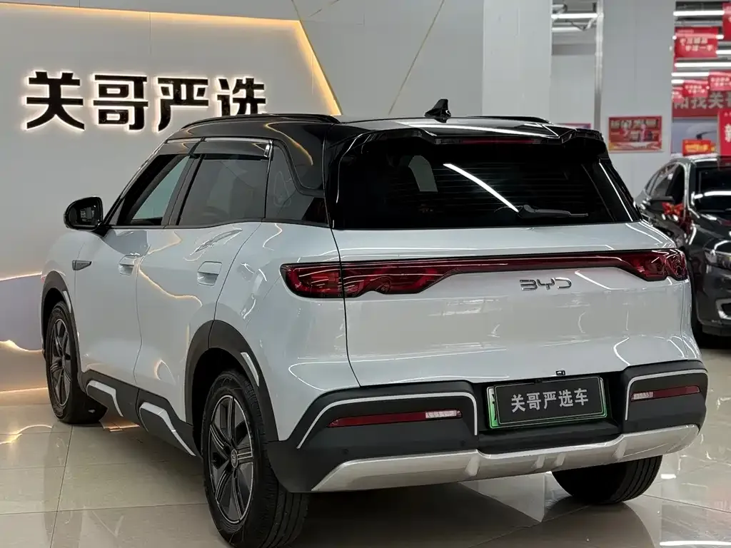 BYD Yuan UP — фото 10