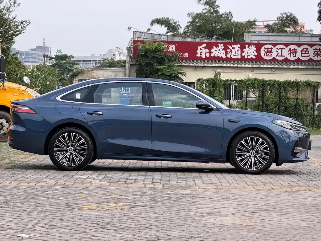 Geely Galaxy A7 2025 из CN, фото 8
