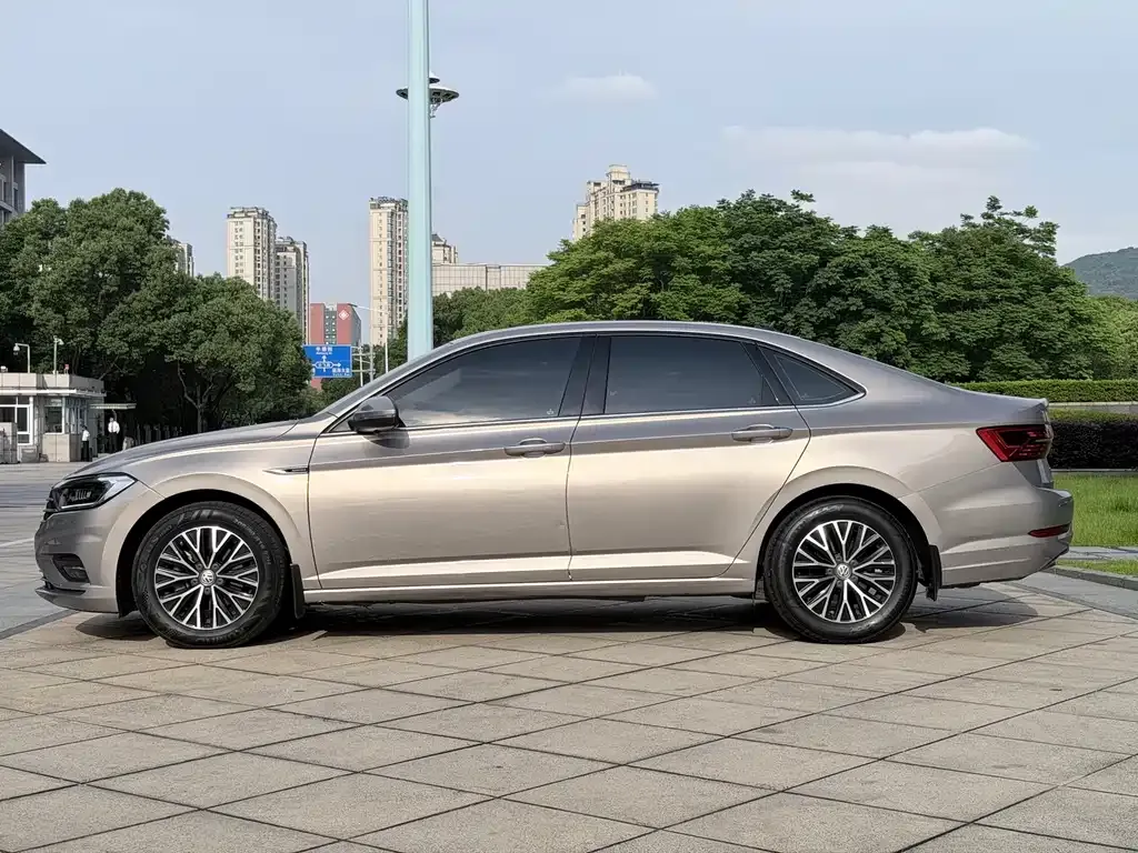 Volkswagen Sagitar 2021 из CN, фото 3