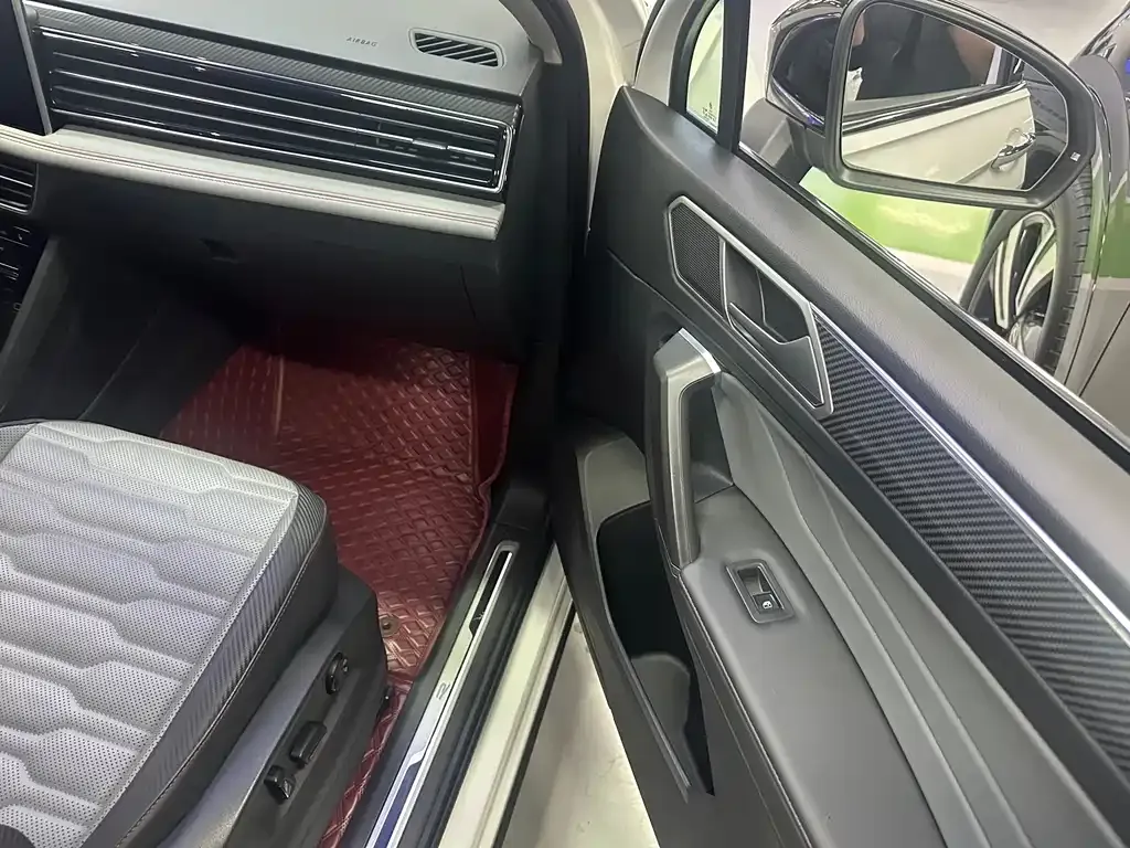 Volkswagen Tiguan X 2022 из CN, фото 7