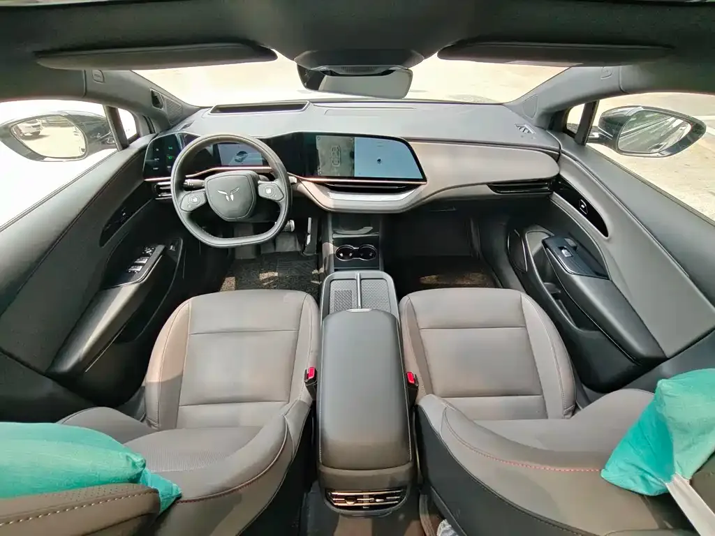 Hongqi EH7 2025 из CN, фото 3