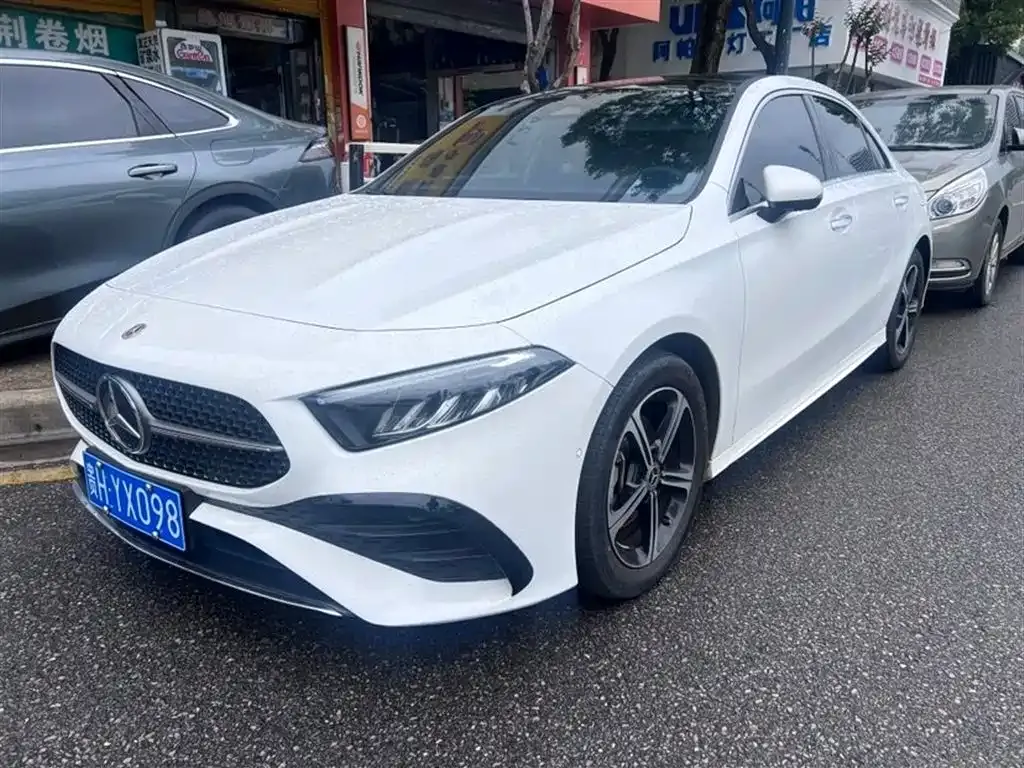 Mercedes-Benz A-Class — фото 1